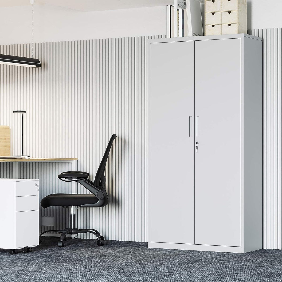 SONGMICS Aktenschrank, Mehrzweckschrank, Stahl-Aufbewahrungsschrank, 5 Ebenen, Doppeltüren, Schloss, Werkzeugschrank, verstellbare Ablagen, Garage, Büro, Wohnzimmer, grau OMC015G01